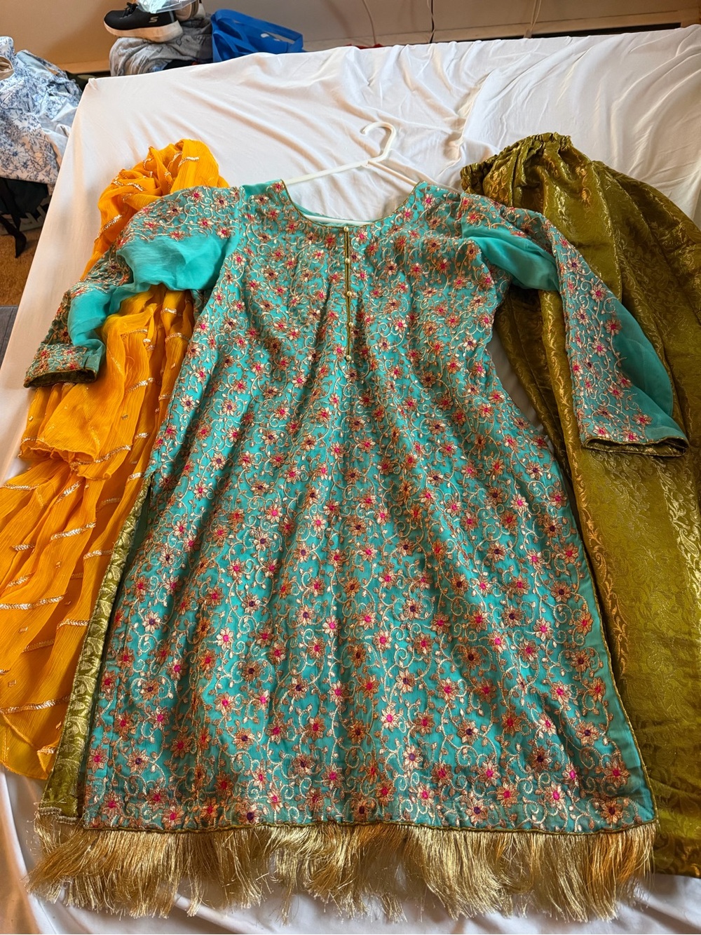 Women’s Beautiful Pakistani Salwar Kameez with Dupatta - Turquoise and Floral
